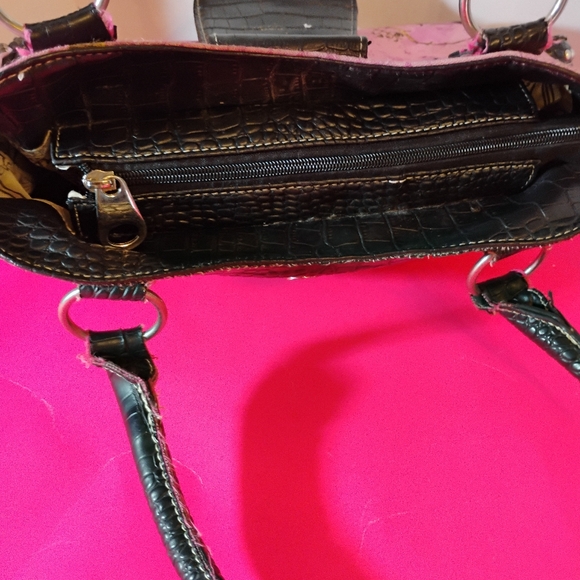 RealTree Rhinestones Western Croc Purse - Picture 6 of 15